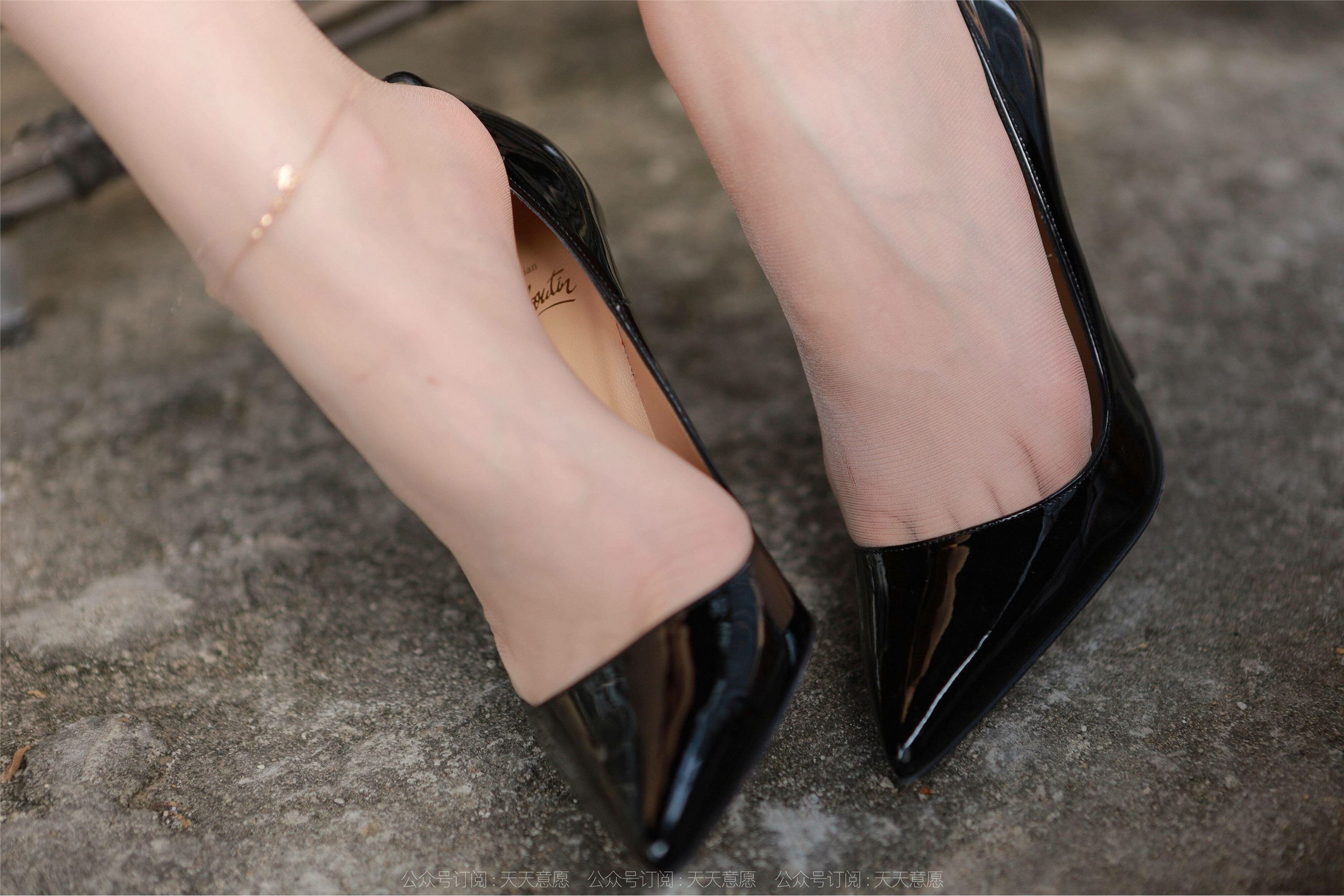 IESS异思趣向  2022.01.20 丝享家991：佳爷特辑《圣诞红裙女神》